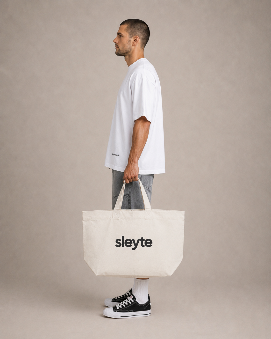 the sleyte. tote
