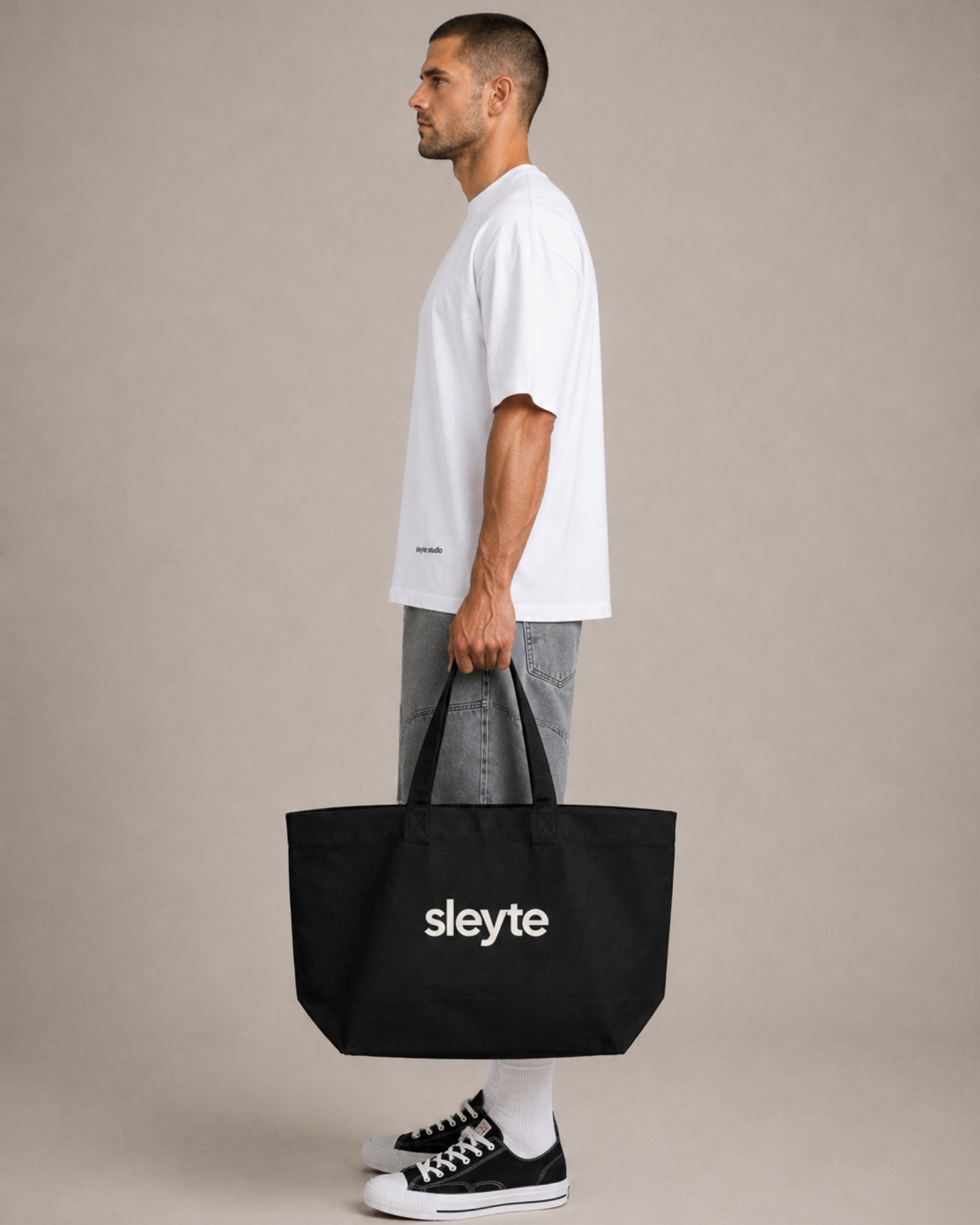 the sleyte. tote
